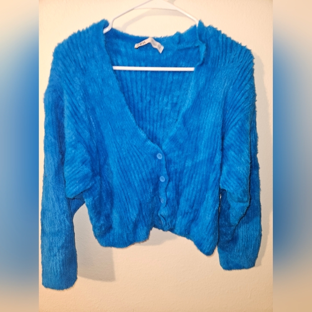 Zara Womans Blue Button Up Cropped Cardigan Size M